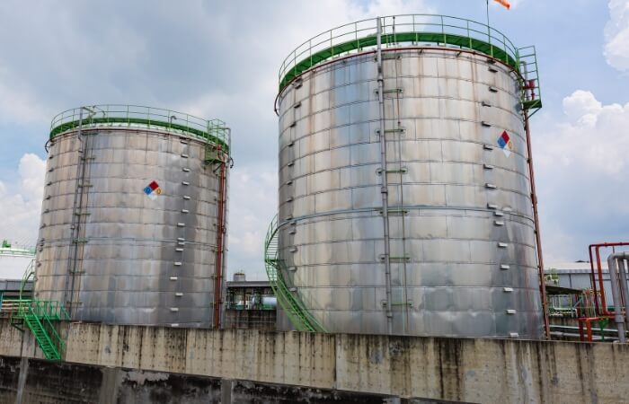 Equipment & Storage Tank Insulation Installation Contractor in Dubai UAE