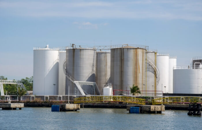 Tank and Vessel Insulation Installation Contractor in Dubai UAE